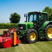 Sommer_Kubota_JohnDeere_6320.jpg