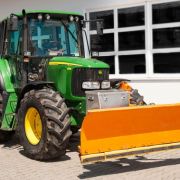 Winter_JohnDeere_6320.jpg